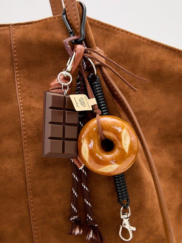 Pomelo Pomelo Chocolate & Doughnut Keyring - Brown
