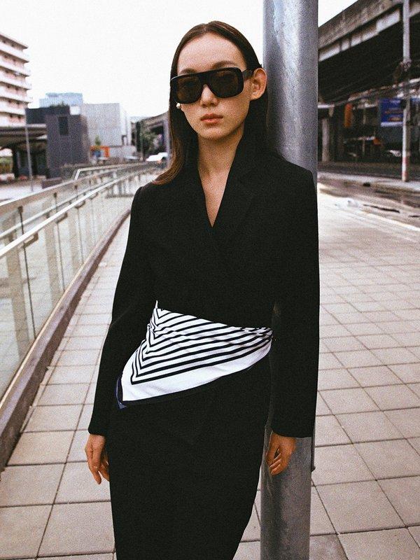 Pomelo Pomelo Double Breasted Fitted Blazer - Black