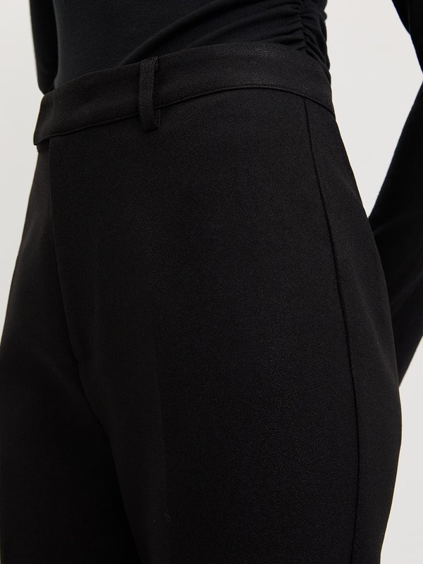 Pomelo Pomelo High-Waisted Flared Pants - Black