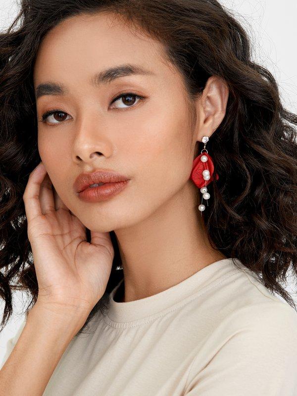 Pomelo Pomelo Pearl Accent Drop Earrings - Red