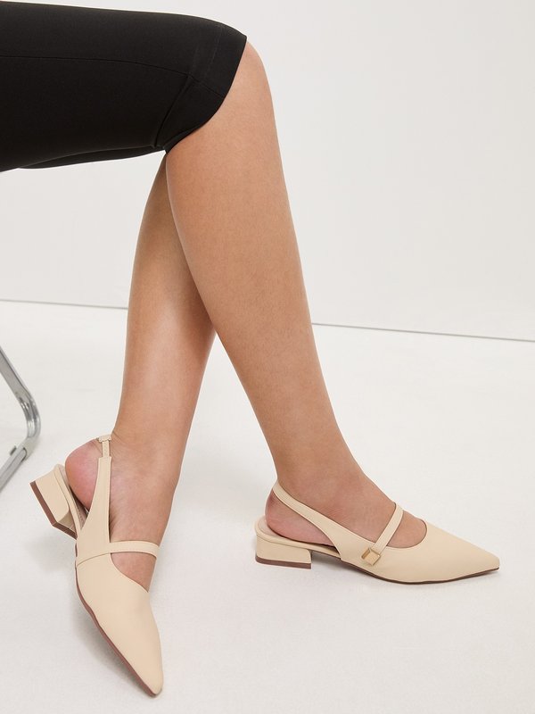 pomelo Pomelo Pointed Toe Slingback Flats - Cream