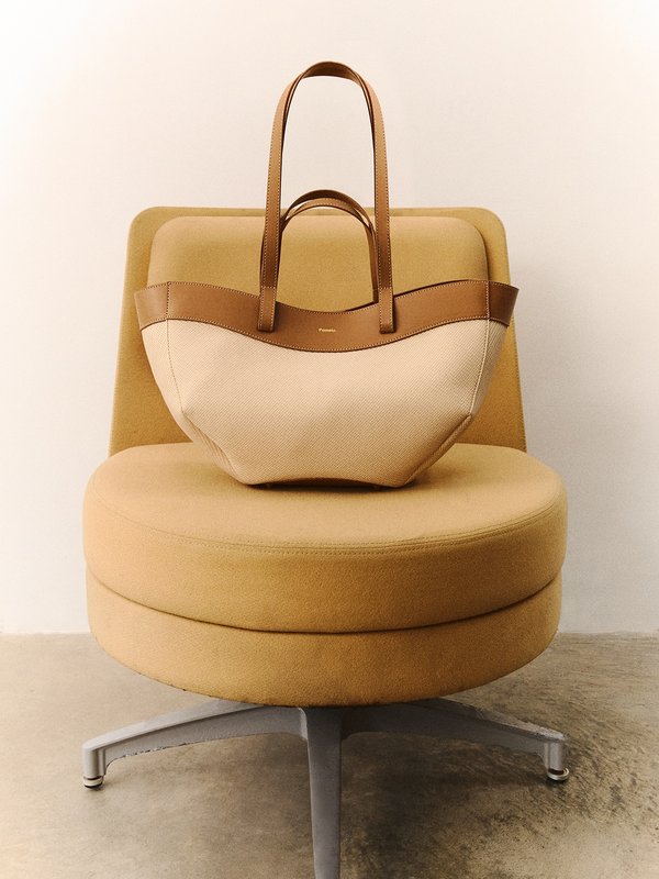 pomelo Pomelo Shoulder Tote Bag - Beige/Oak Brown