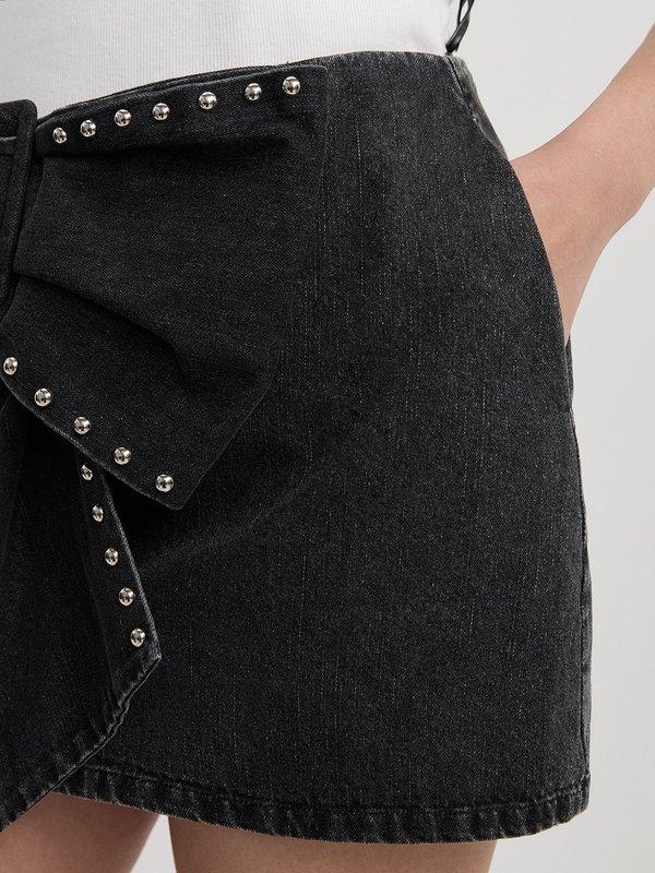 Pomelo Pomelo Studded Bow Mini Skirt - Black