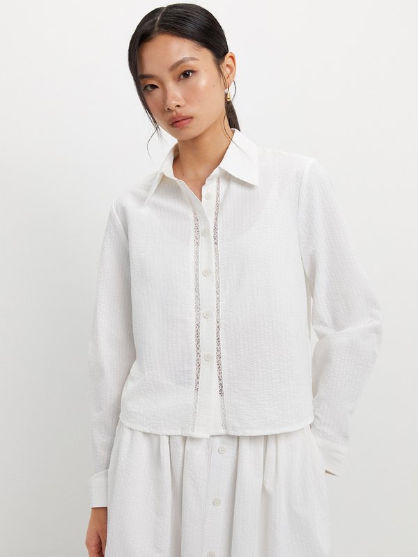 pomelo Pomelo Textured Lace Accent Top - White