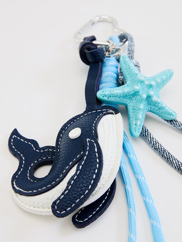 Pomelo Pomelo Whale & Starfish Keyring - Navy Blue
