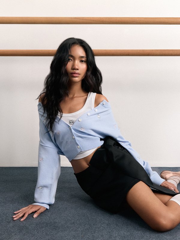 Pomelo Pomelo Swan Embroidery Cropped Cardigan - Baby Blue