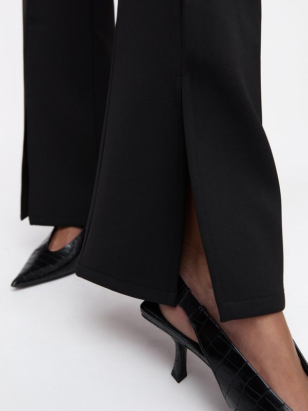 Pomelo VERSE Flare Pants With Front Slits - Black