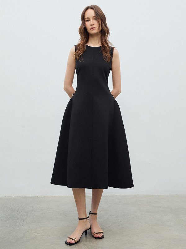 Pomelo VERSE Floral Waist Embellished Dress - Black