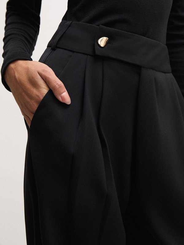 Pomelo VERSE Pleated Trousers - Black