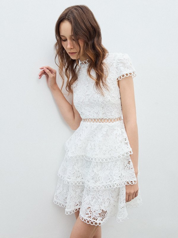 Pomelo VERSE Ruffled Lace Dress - White