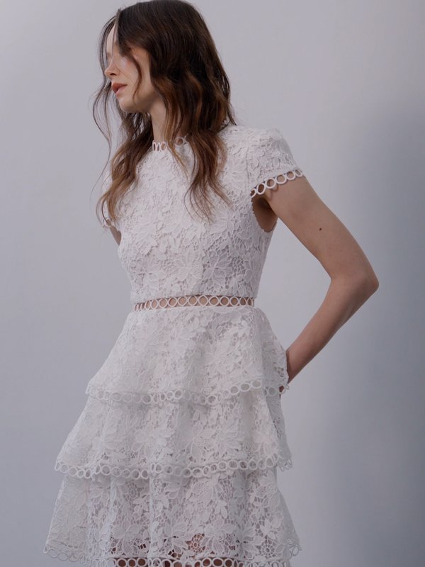 pomelo VERSE Ruffled Lace Dress - White