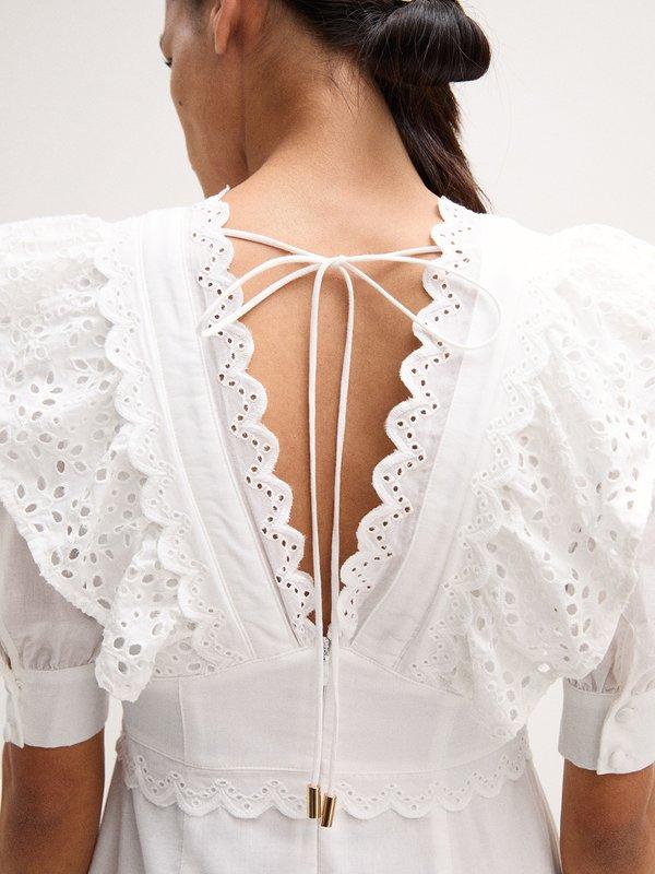 Pomelo VERSE Ruffled Lace Dress - White