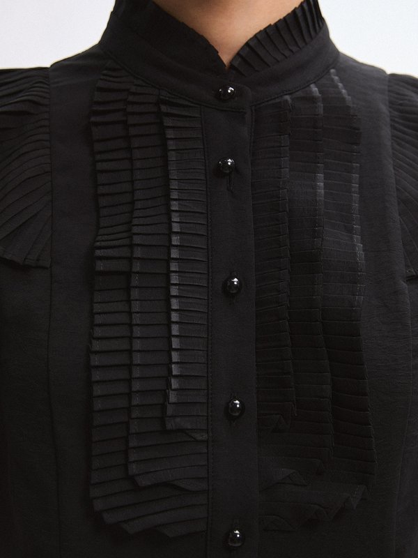 Pomelo VERSE Ruffled Placket Top - Black