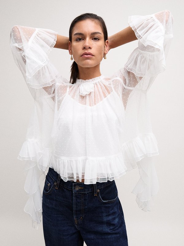 Pomelo VERSE Ruffled Polka Dot Blouse - White