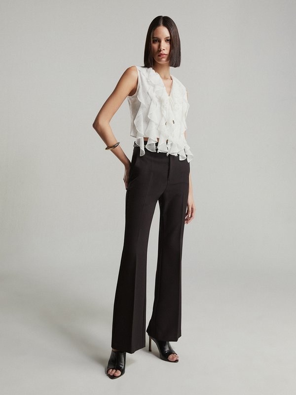 Pomelo VERSE Ruffled V-Neck Blouse - White