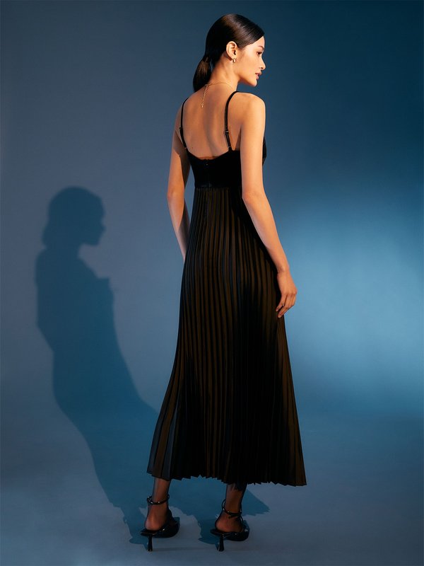 Pomelo VERSE The Comet Dress - Black