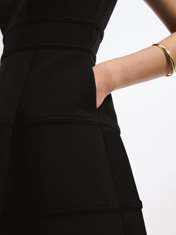 Pomelo VERSE Tiered Side Pocket Dress - Black