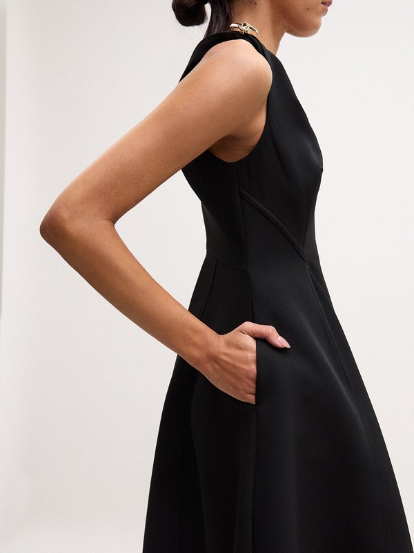 Pomelo VERSE V-Neck Flared Dress - Black