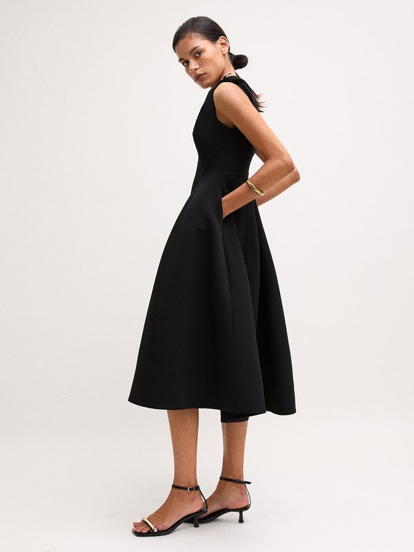Pomelo VERSE V-Neck Flared Dress - Black