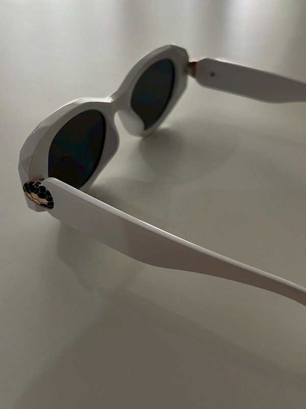 Pomelo VISITOR Vintage Glasses Sunglasses - White