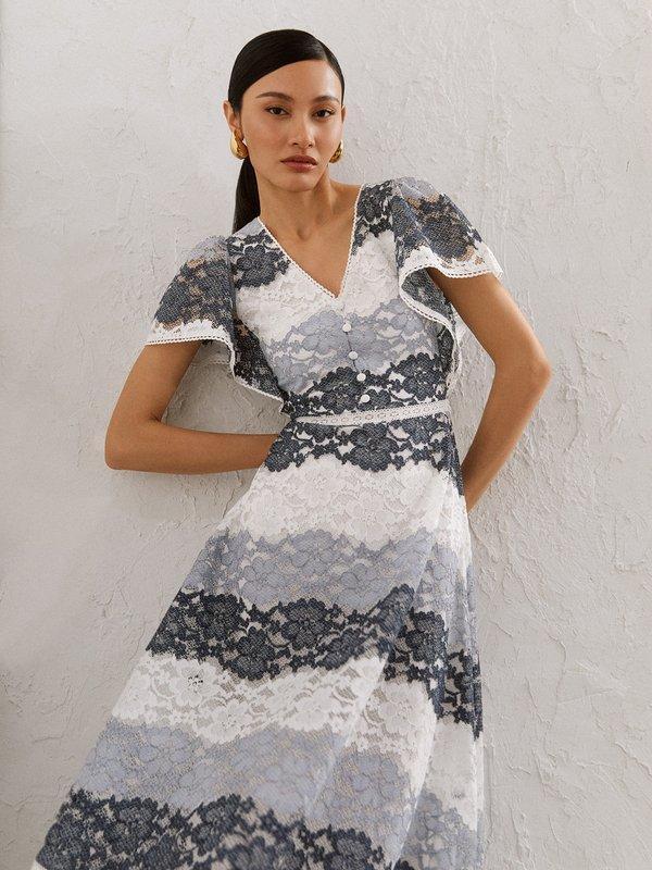 Pomelo VERSE Charlotte Floral Lace Maxi Dress - Multi Color