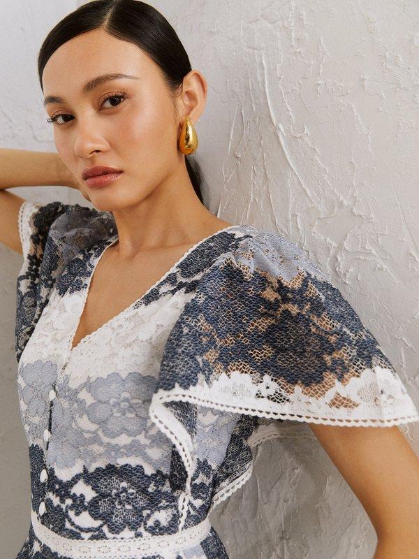 Pomelo VERSE Charlotte Floral Lace Maxi Dress - Multi Color