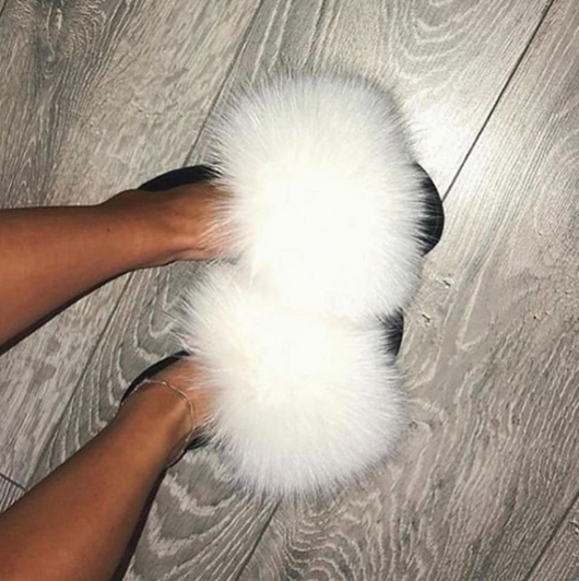Pomkin Fur Slides Slippers - Snow White/Black Sole