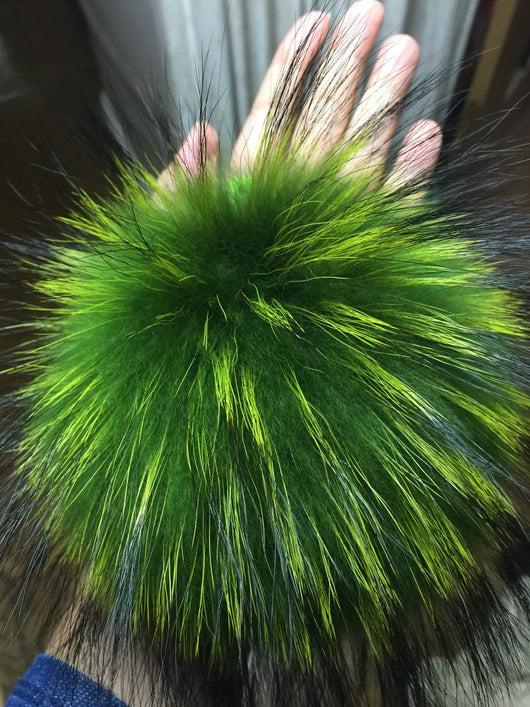 pomkin Green Fur Pom Keychain