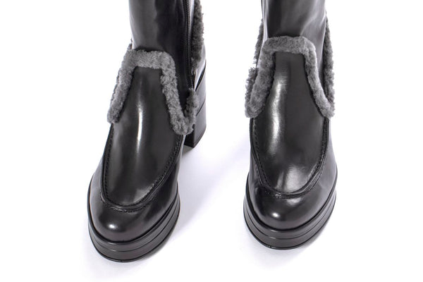 Pons Quintana BRISA BABY CALF BLACK + MOUTON CARBON ANKLE BOOT