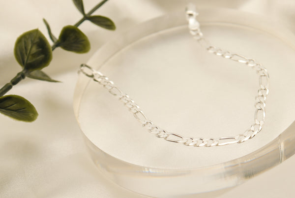 Pori Jewelers Silver 4MM Figaro Chain Necklace