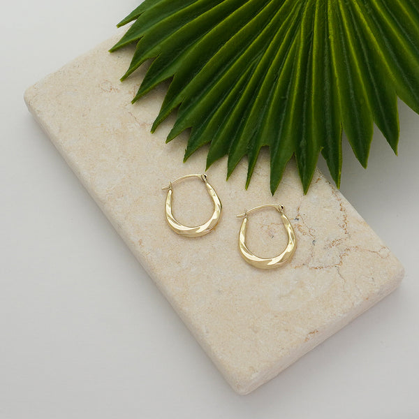 Pori Jewelers Solid Gold Twist Design Oval Shape Hoop Earrings