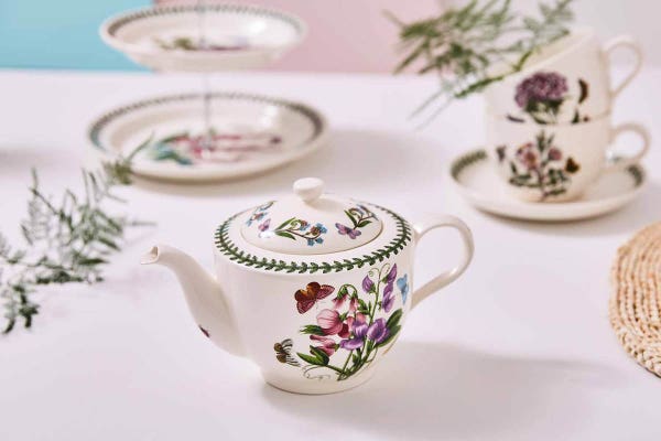 Portmeirion Botanic Garden 2 Pint Teapot