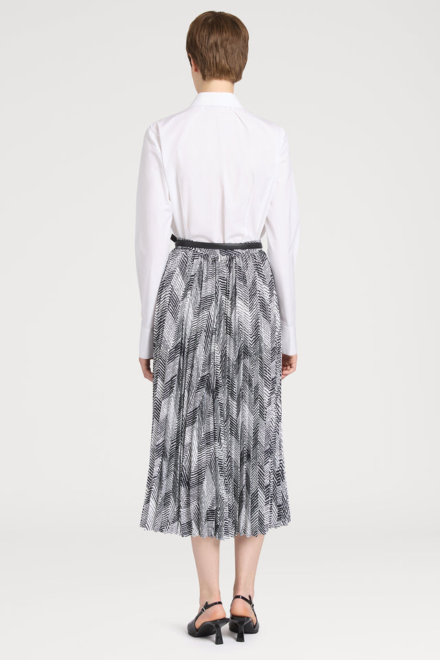 Ports 1961 CHEVRON PATTERNED SKIRT P90-BK AND WHITE