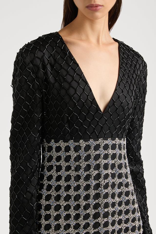 Ports 1961 RADIATING OPULENCE IN AN ENCHANTING GOWN 999-BLACK