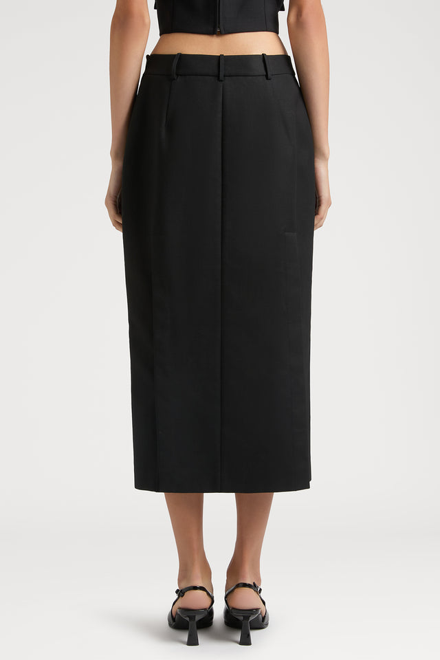 Ports 1961 REFINED SKIRT SHOWCASING STYLISH CUT-OUT DETAILS AND BUTTON FEATURES 999-BLACK
