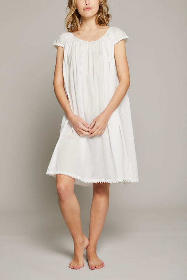 pour les femmes Cotton Nightgown with Flower Trim - White