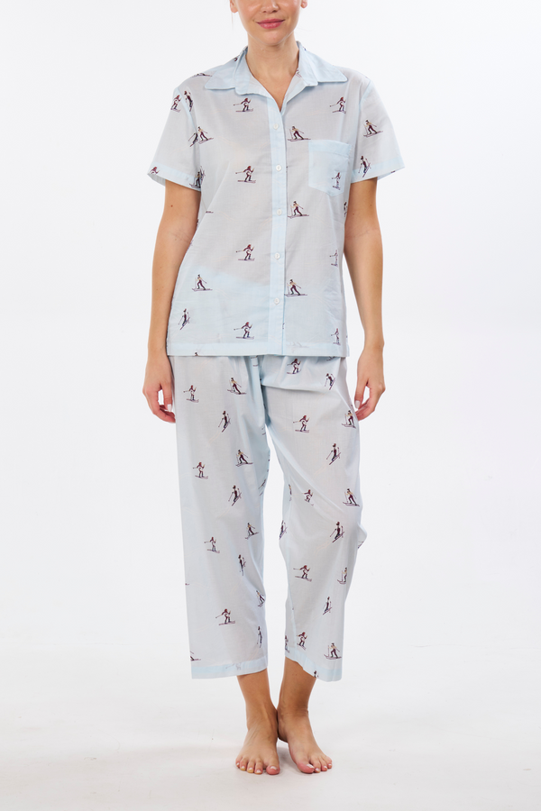 pour les femmes Short Sleeve Pajama Set with Cropped Pants - Cross Country Skiers