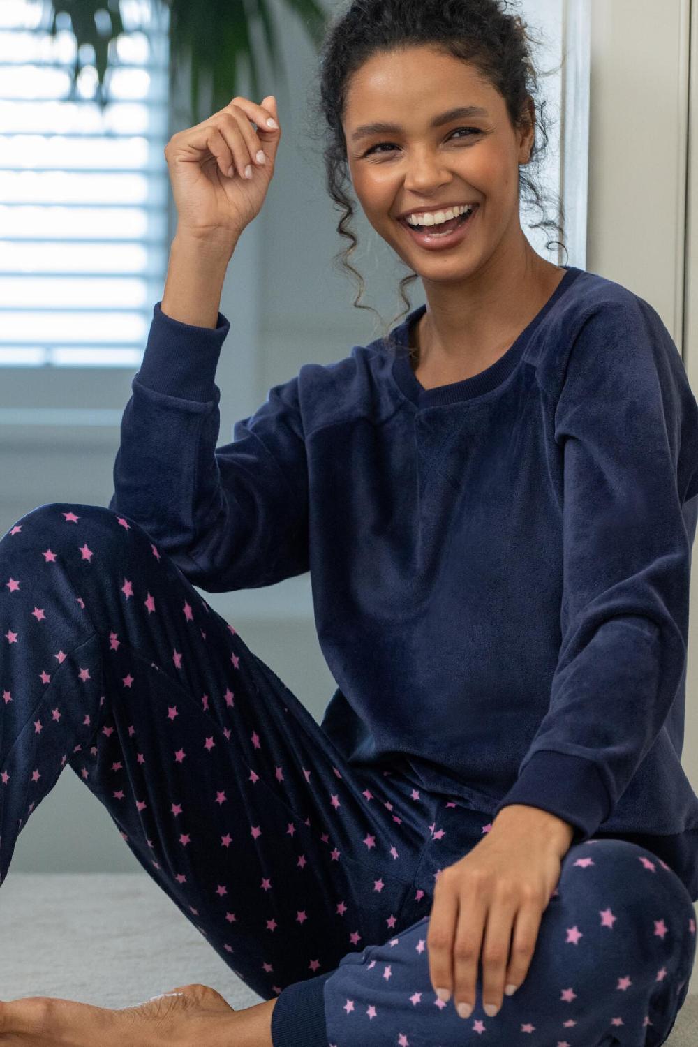pour moi Cosy Fleece Sweatshirt and Jogger Pyjama Set - Navy/Pink