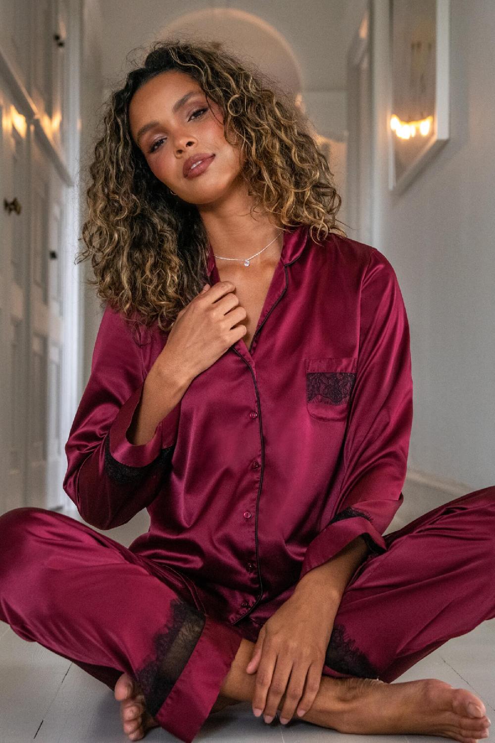pour moi Dusk Satin and Lace Revere Collar Pyjama Set - Berry
