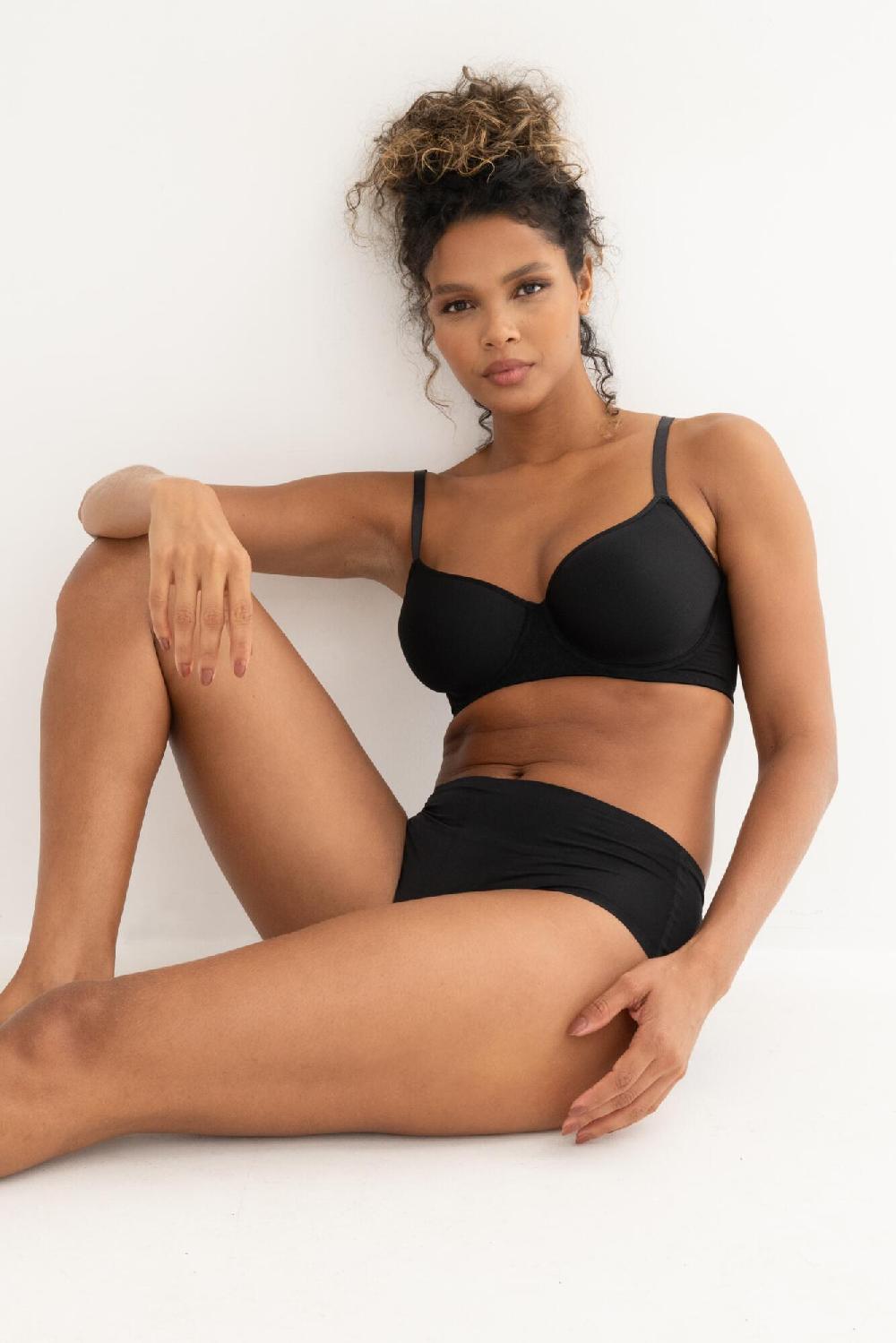 Pour Moi Geo Sculpt Padded Spacer T-Shirt Bra - Black