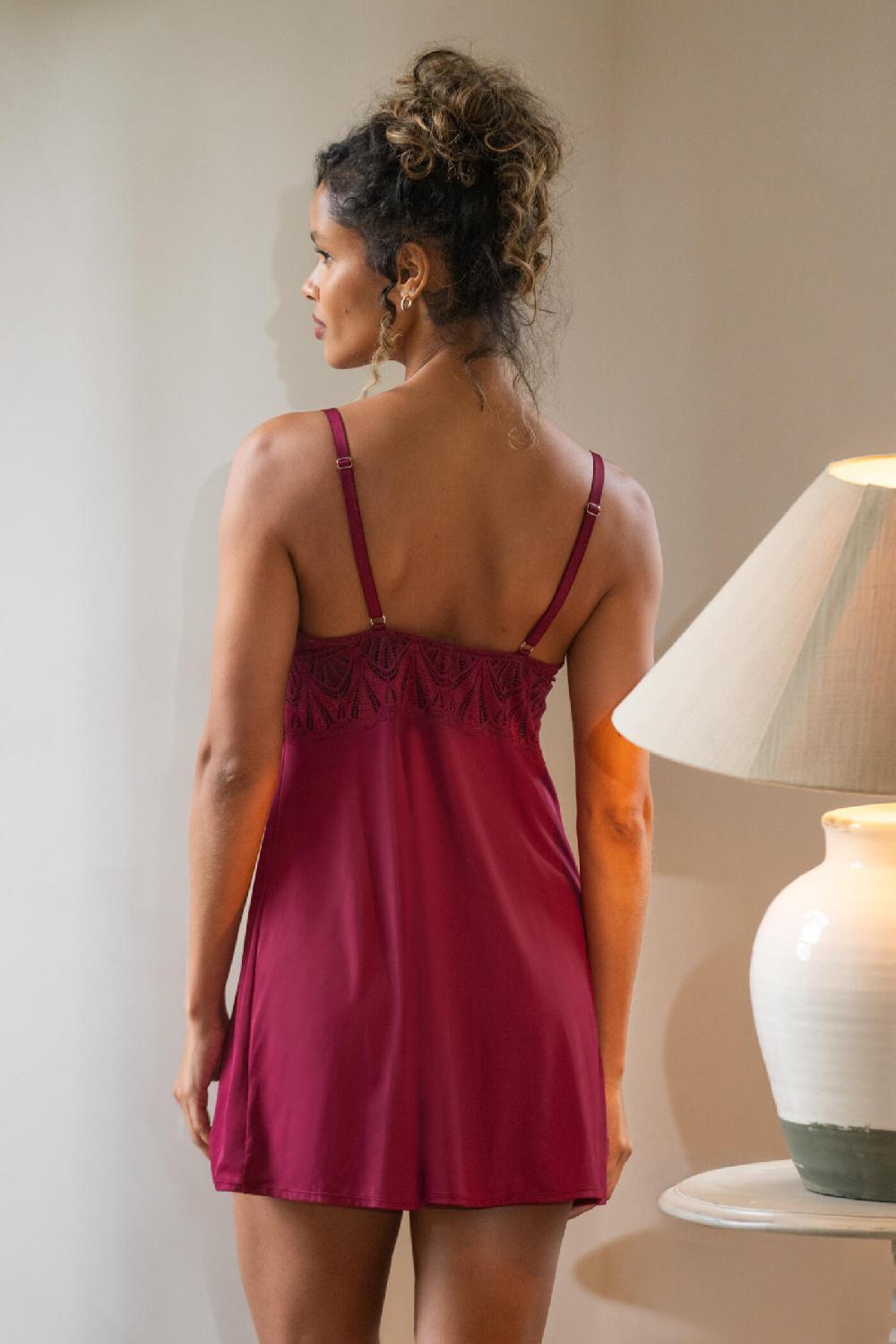 Pour Moi New Romance High Apex Chemise - Cherry Red/Black