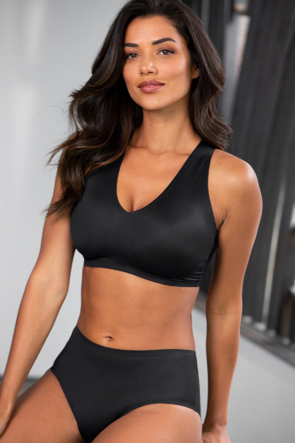 Pour Moi Off Duty Invisible Non Wired Removable Pad Bra - Black