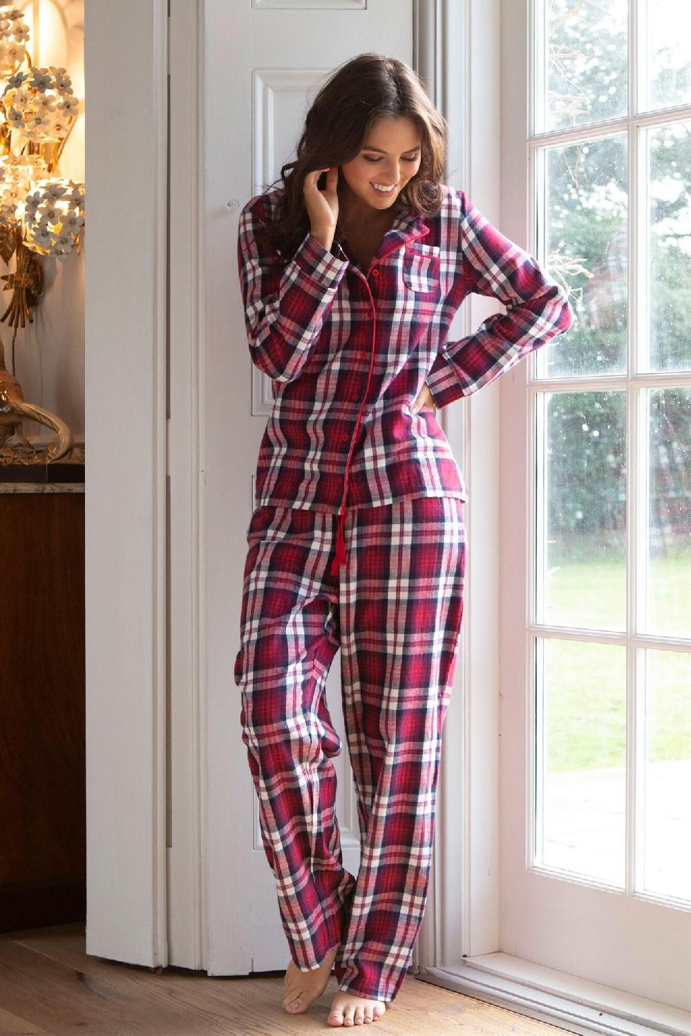 Pour Moi Cosy Check Pyjama Set - Navy/Red/White