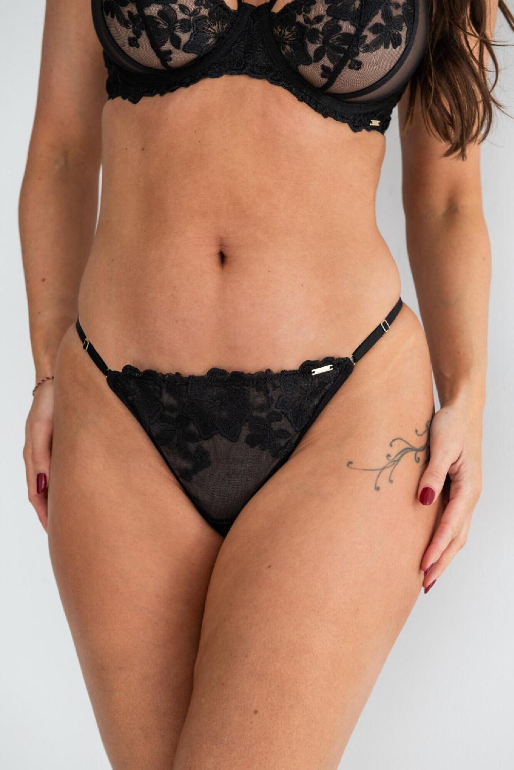 Pour Moi India Bold Floral Embroidery Thong - Black