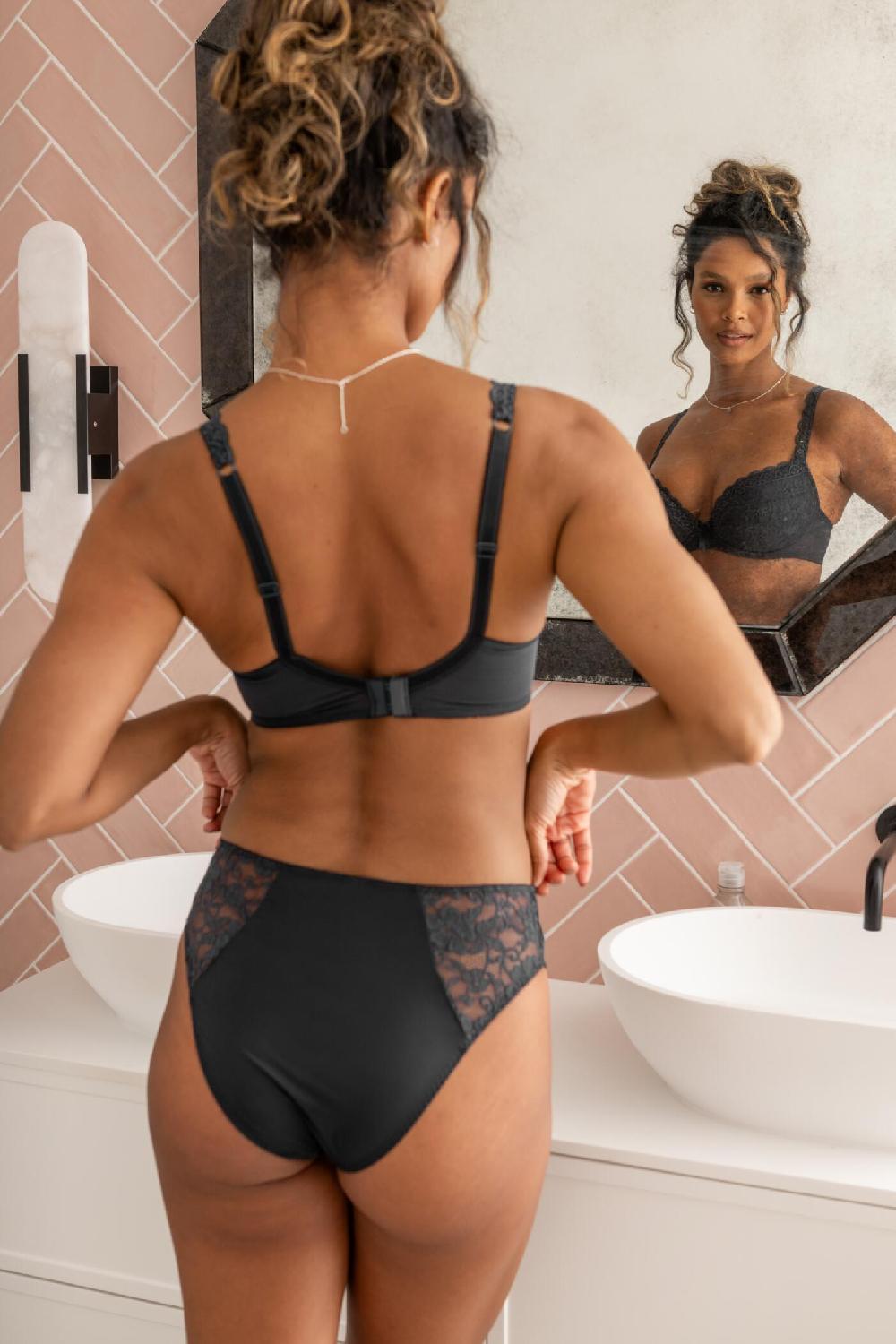 Pour Moi Rebel Padded Plunge Bra - Smoke