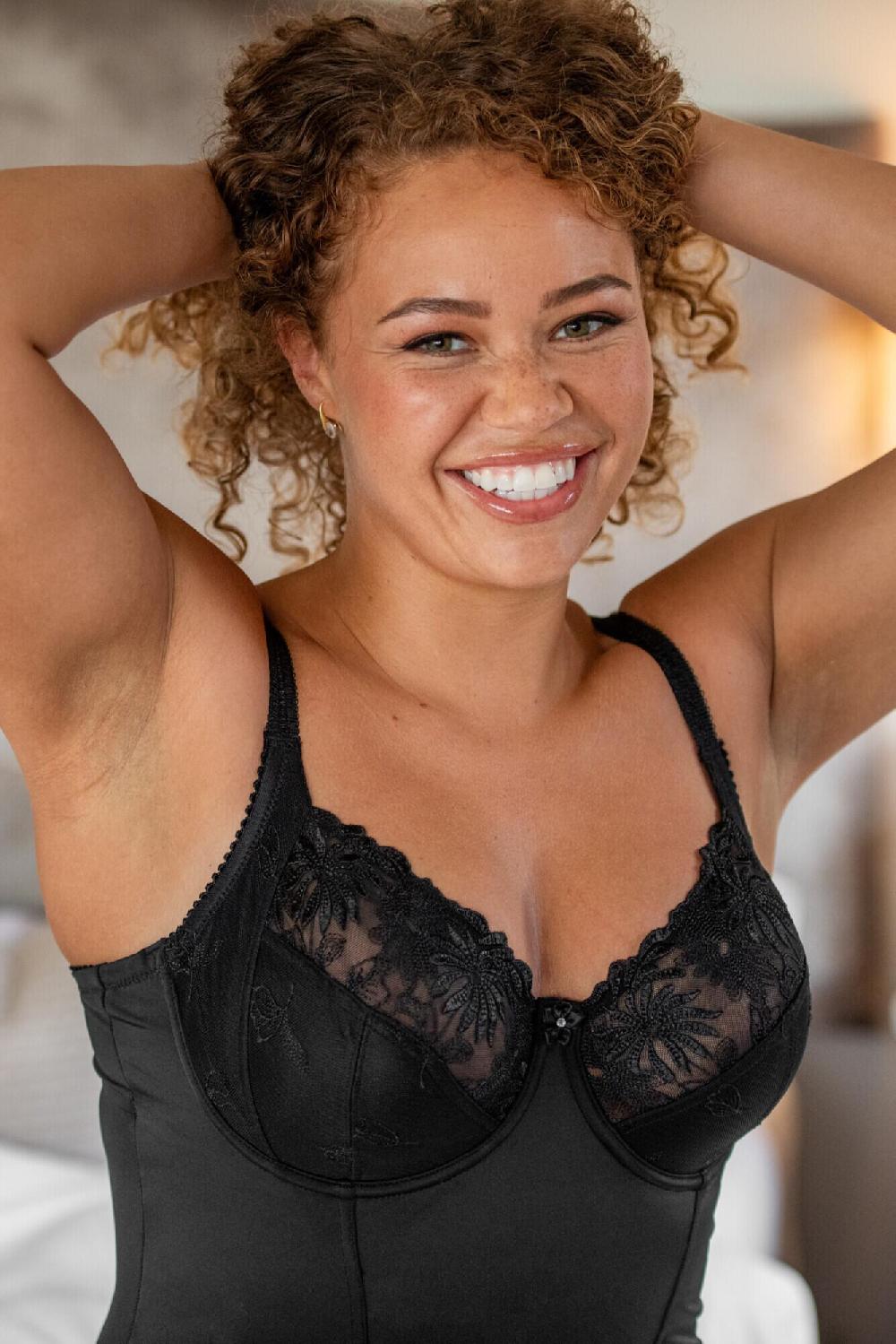 Pour Moi St Tropez Underwired Bodyshaper - Black