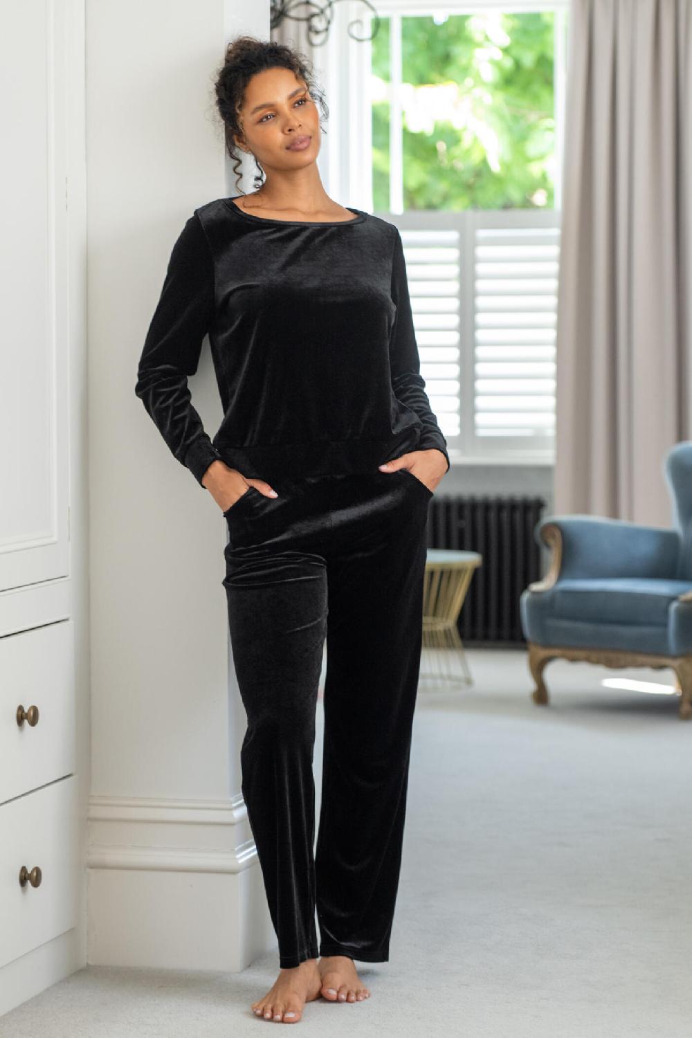 pour moi Velour Lounge Pyjama Set - Black