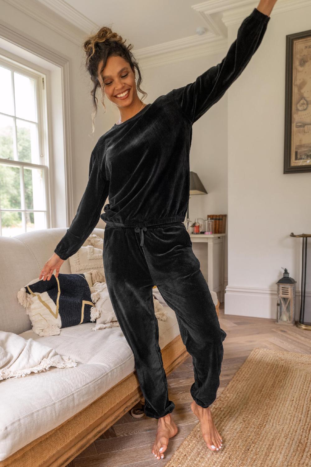 Pour Moi Ribbed Cosy Fleece Lounge Pyjama Set - Black