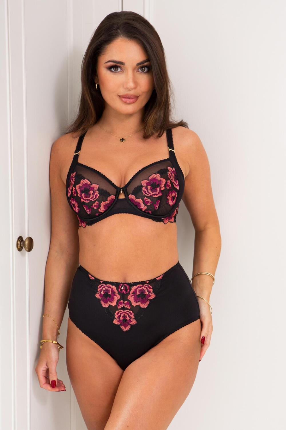 Pour Moi Soiree Embroidery High-Waist Deep Brief - Black/Pink