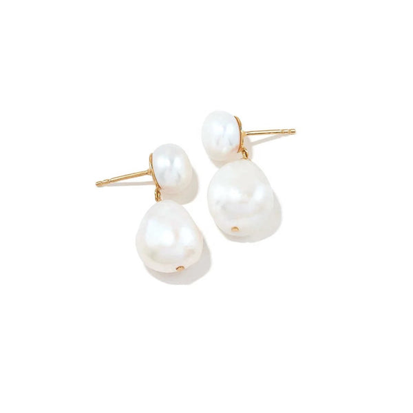 Pour Toi Pearl Drop Earrings